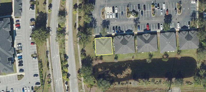 17200 Camelot Ct