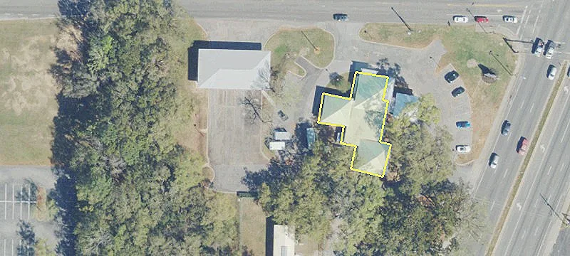 6677 Davis Hwy