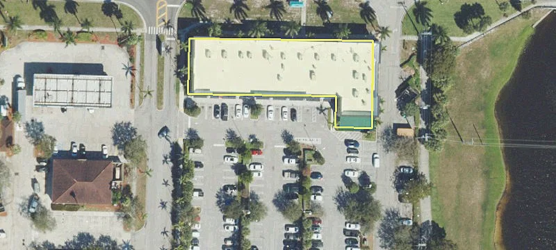 1540 Palm Bch Lks Blvd