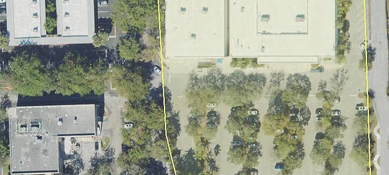 8111 Broward Blvd