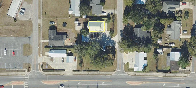 607 Lee St