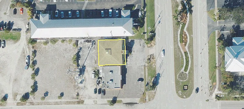 1130 Pinellas Bayway S