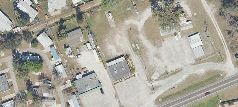 2207 Us Hwy 441st SE