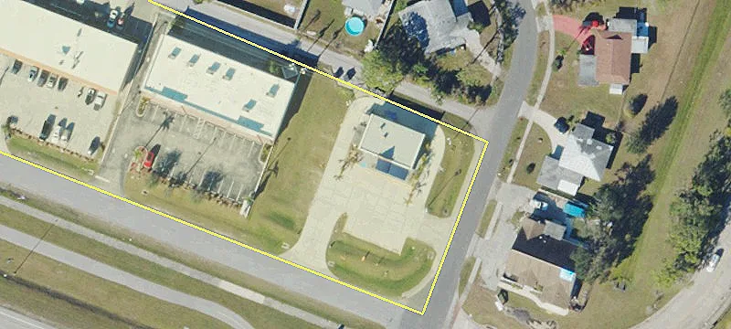 14595 Tamiami Trl
