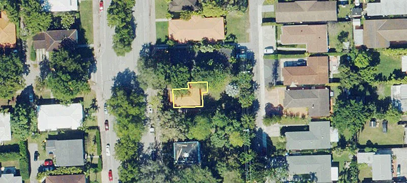 3903 Ponce De Leon Blvd