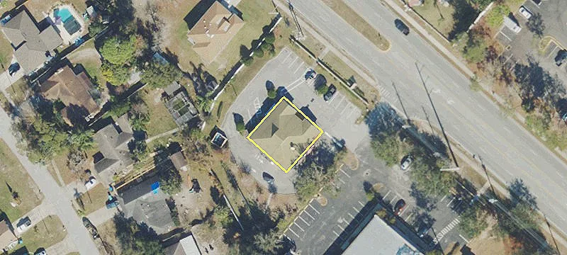 1411 Howland Blvd