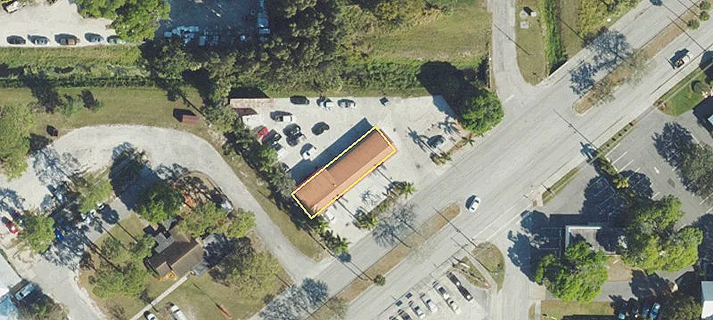3104 Okeechobee Rd