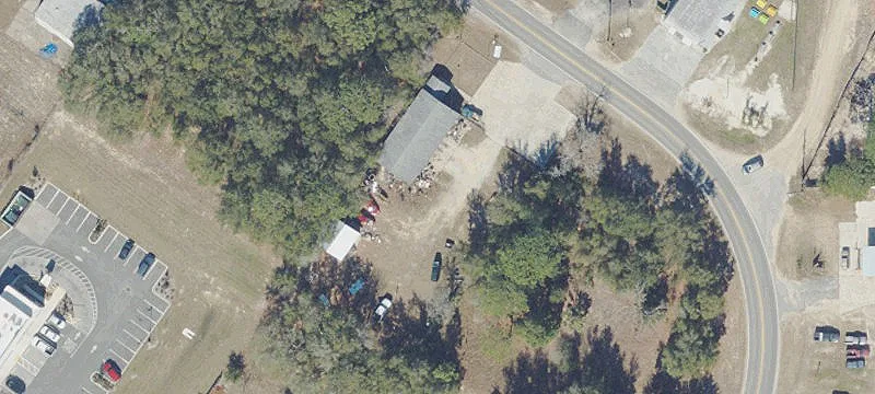 330 Commercial Cir