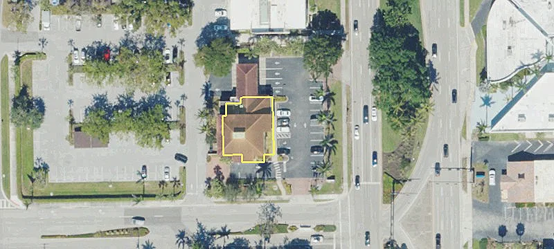 2911 Tamiami N Trl