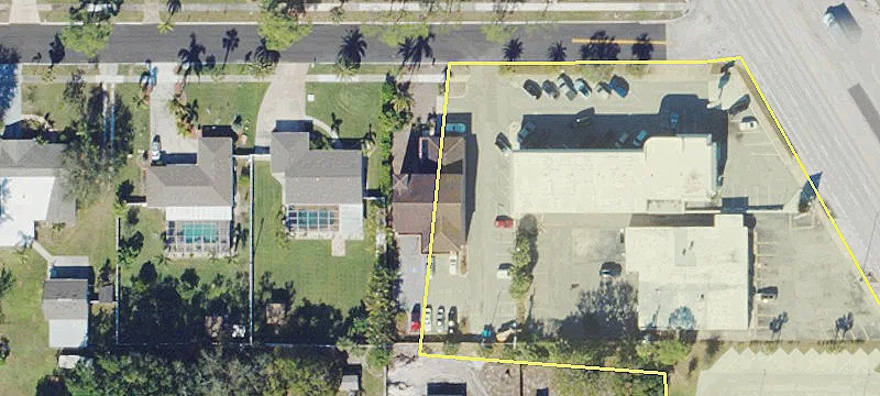 352 Somerset Ave