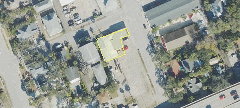 300 Magnolia St