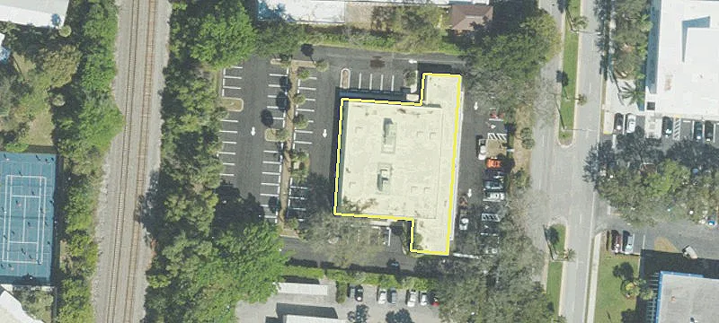 555 Jim Moran Blvd