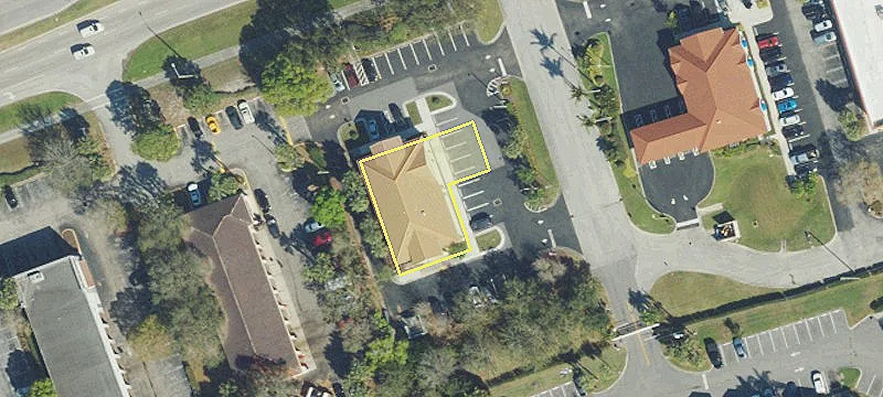 1352 Saint Lucie W Blvd