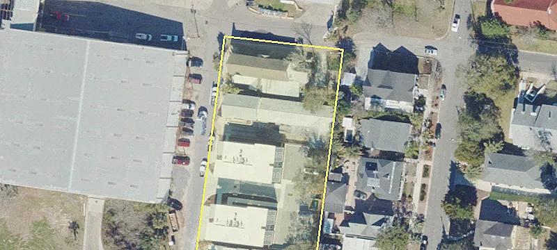 228 2nd St