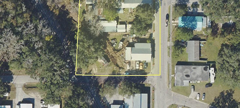 512 Main St