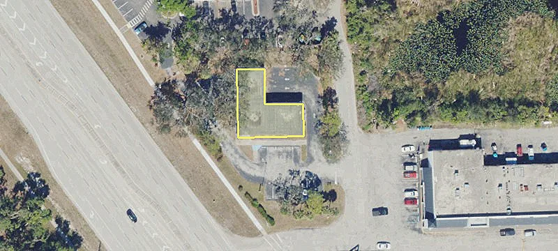 18875 Tamiami Trl