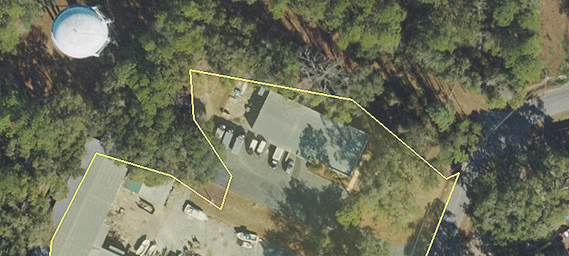 4930 Woodlane Cir