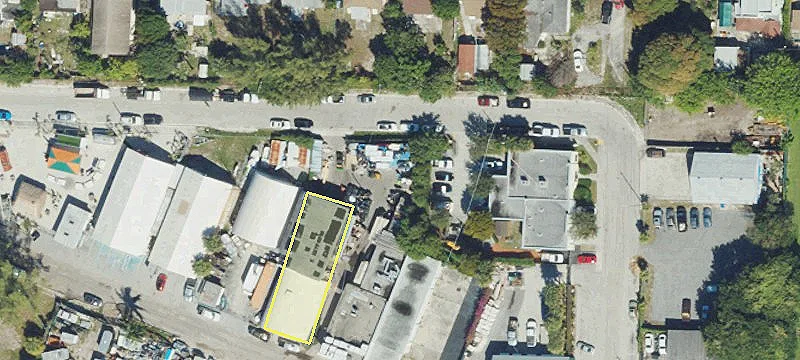 910 Service St