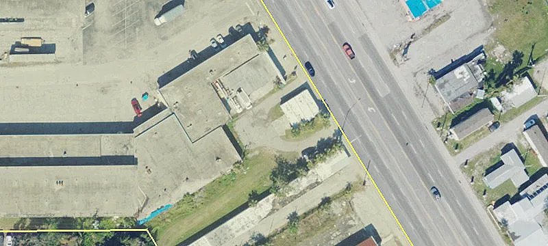 1089 Tamiami Trl