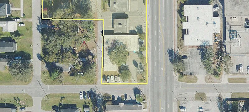 906 French Ave