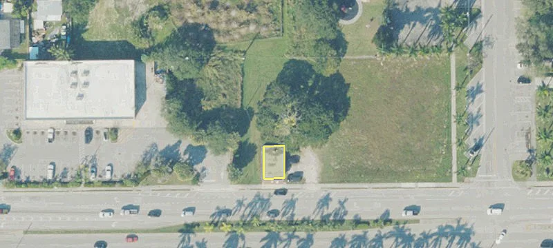 536 Palm Dr