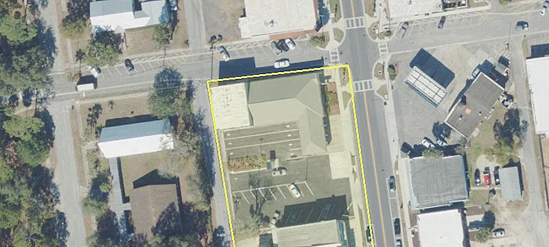 200 Lawrence Blvd