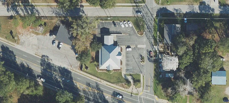 424 Base St