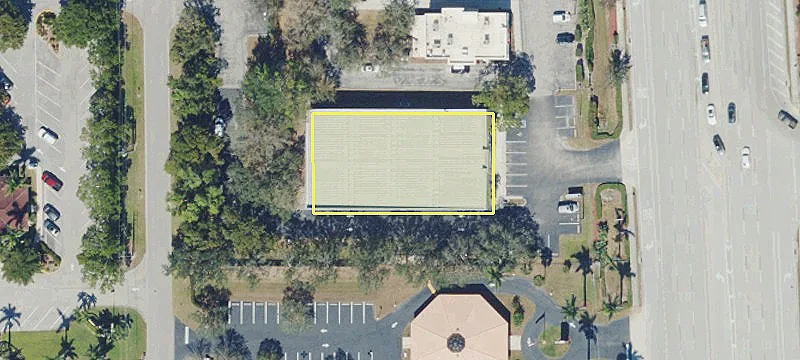 28270 Tamiami Trl