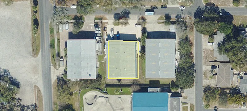 555 Frederica Ln