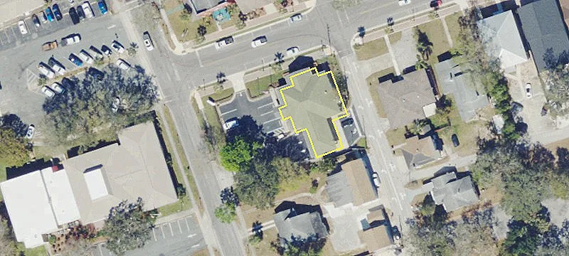 205 Ctr Ave