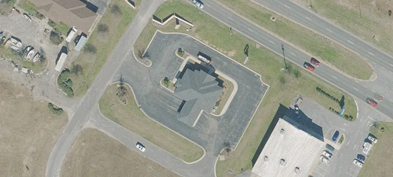 2546 Commercial Park Dr