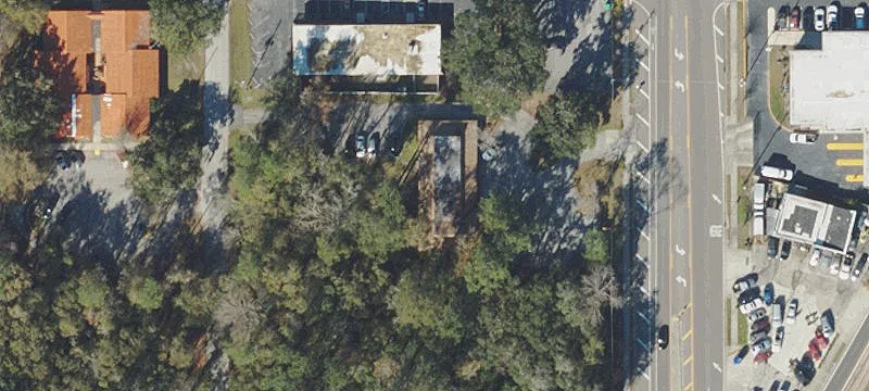 33 Ponce De Leon Blvd