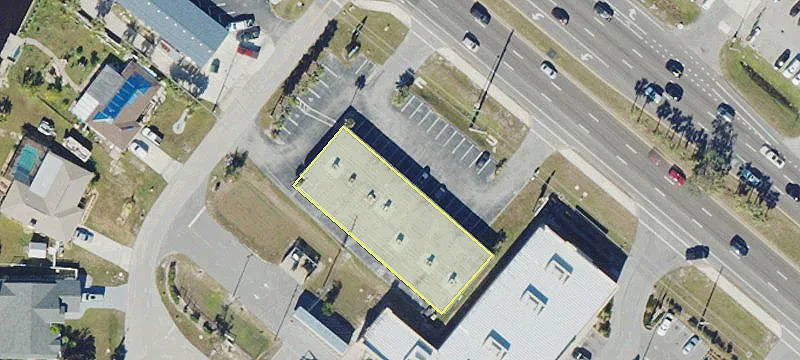 2301 Tamiami Trl E E Ste