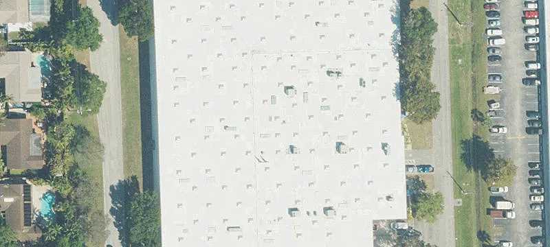 2030 Mcnab Rd
