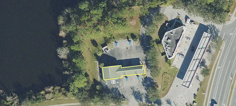 11105 Bloomfield Dr