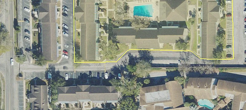 112 Essex Ave