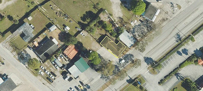 2212 Okeechobee Rd