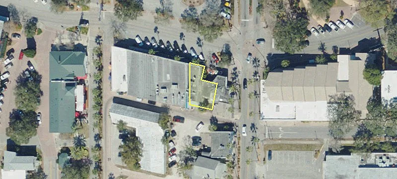 369 Main St