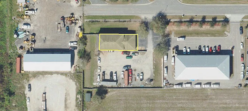 122 Sourwood Ln
