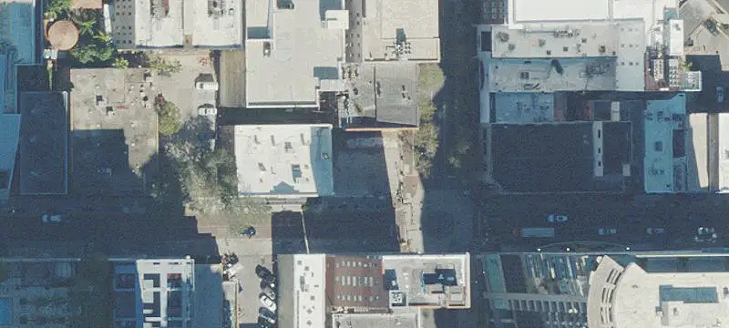 30 Orange Ave
