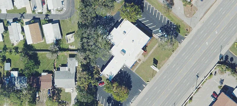 2323 Stickney Pt Rd