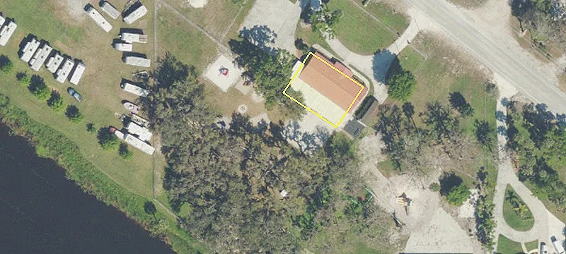 4664 Us Hwy 441st SE