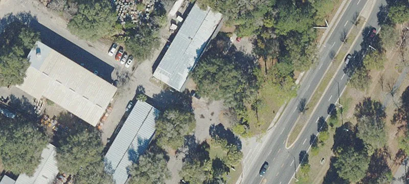 2408 Waldo Rd