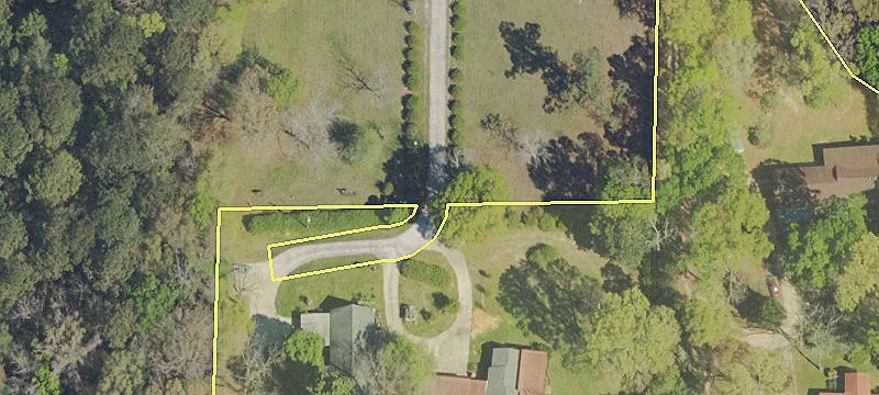 5771 Flora Lee Ln