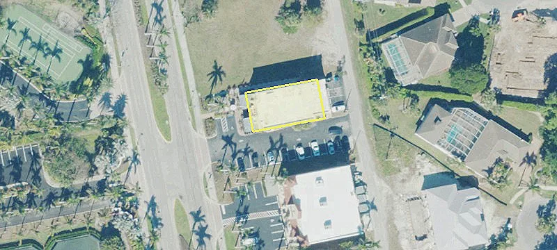 551 Collier Blvd