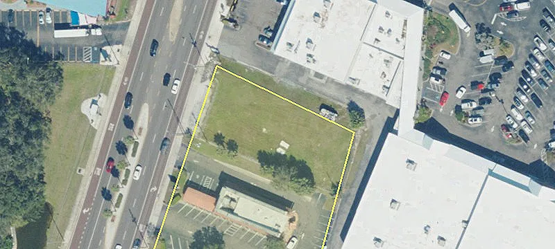 1198 Pasadena S Ave