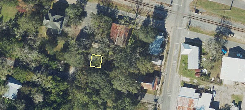 7158 Farm Rd