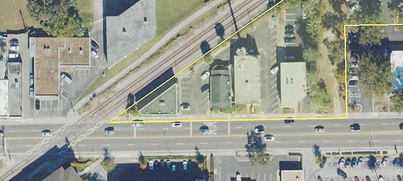 421 Fairbanks Ave