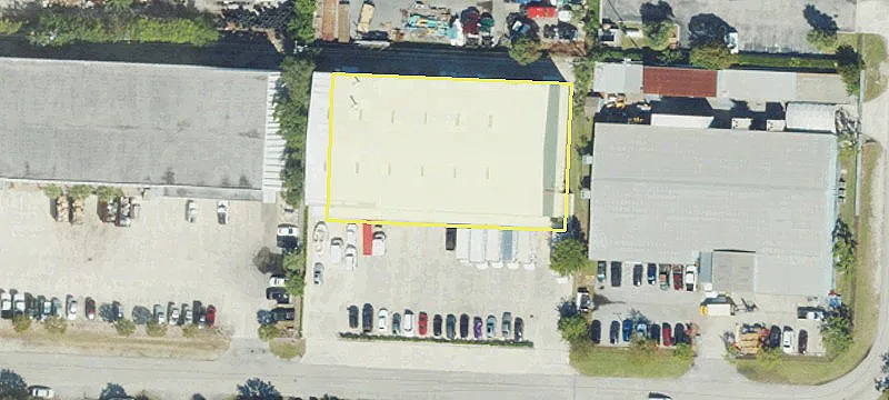 838 13th Ct