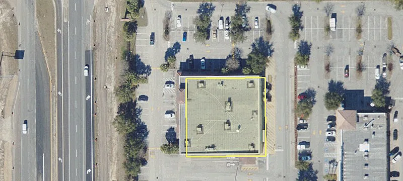 9425 Suncoast Blvd